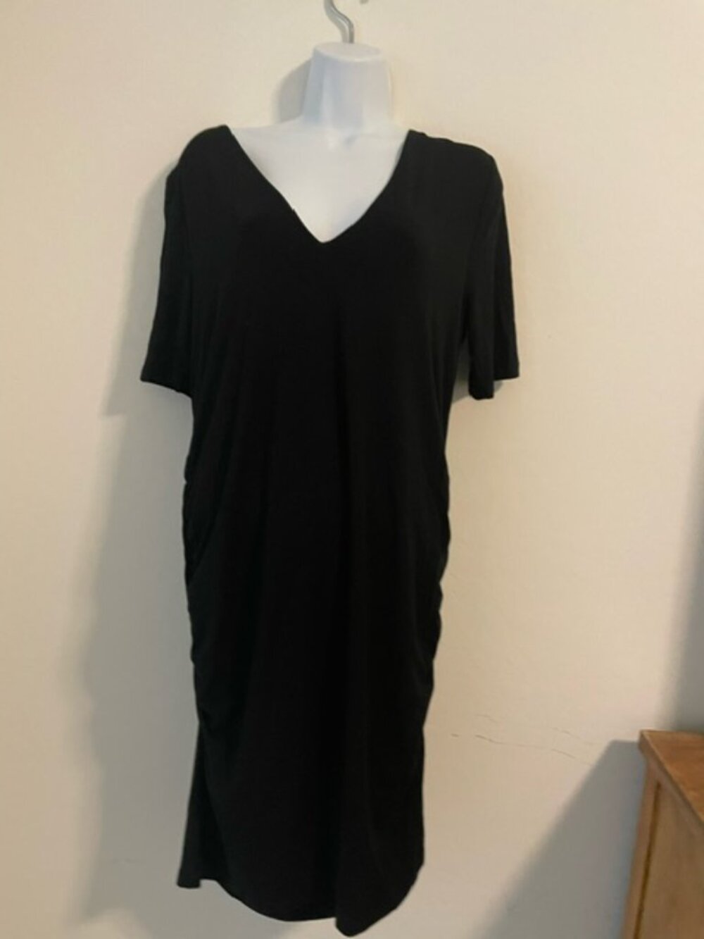 Good American Black long/midi dress XL short sleeve, v-neck